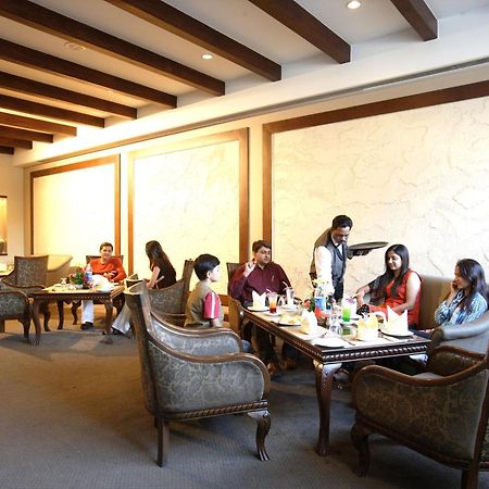 Hotel Express Towers Vadodara Luaran gambar