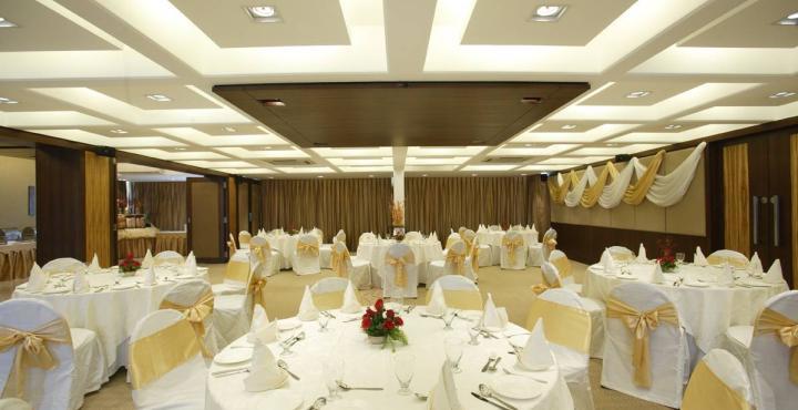 Hotel Express Towers Vadodara Luaran gambar