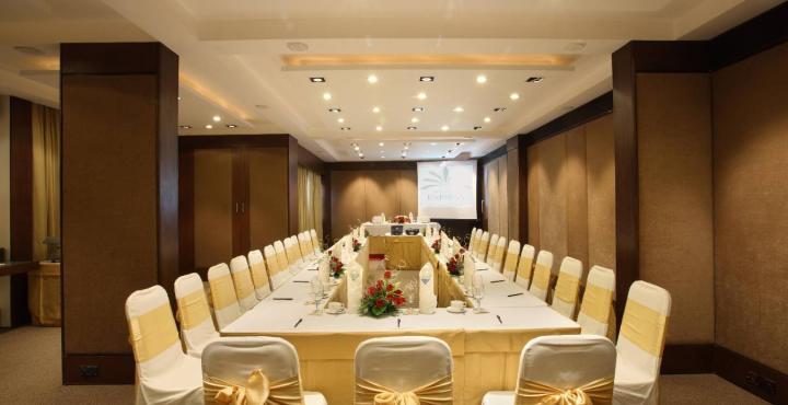Hotel Express Towers Vadodara Luaran gambar