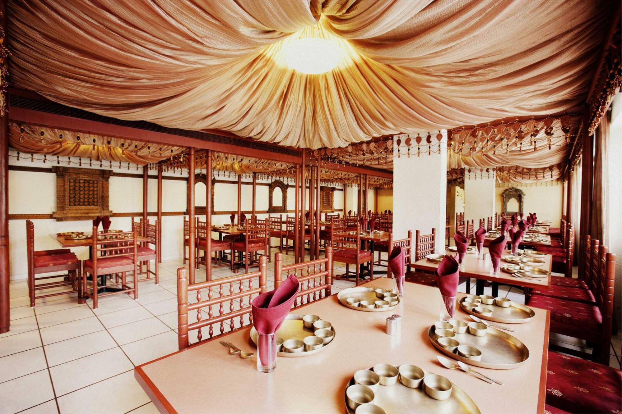 Hotel Express Towers Vadodara Luaran gambar