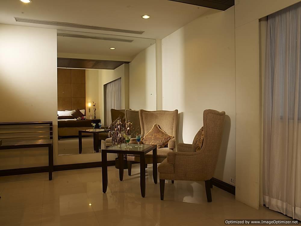 Hotel Express Towers Vadodara Luaran gambar