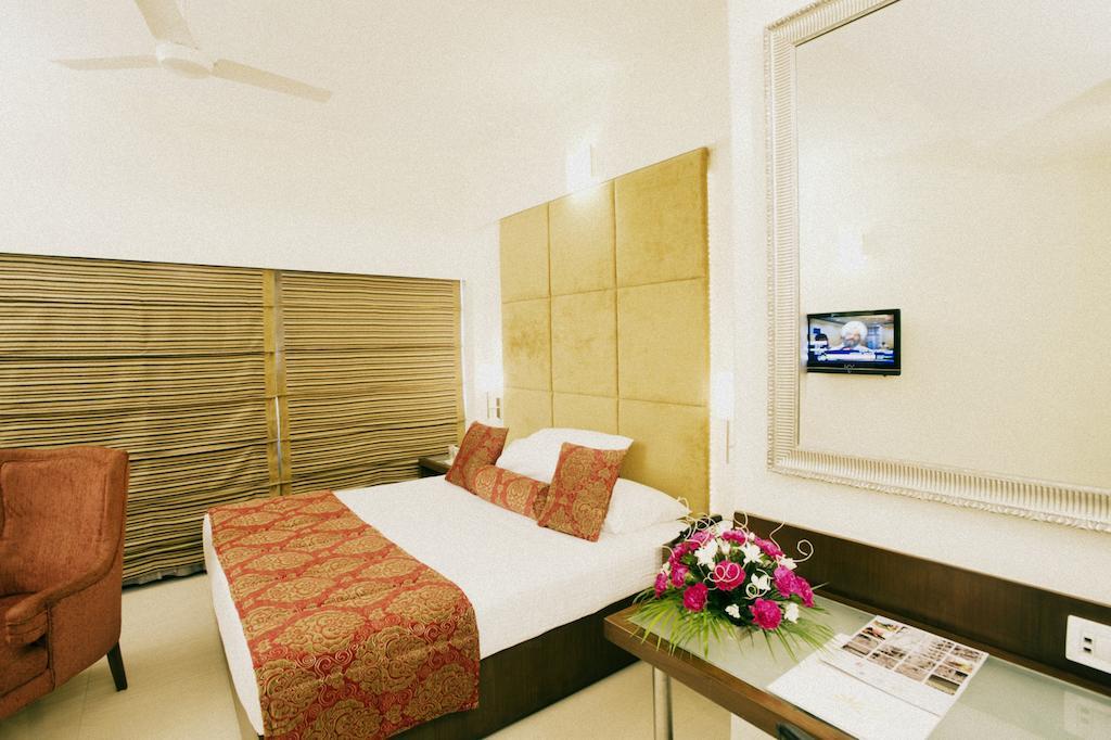 Hotel Express Towers Vadodara Luaran gambar